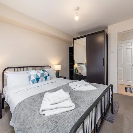 Apartment By Rehoboth - 23 Thames View - Upper - Woolwich London
