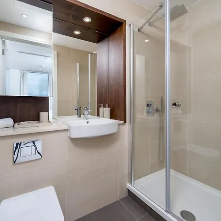 Luxurious Spacious 2bed Skyline River Views By Canary Wharf Appartement