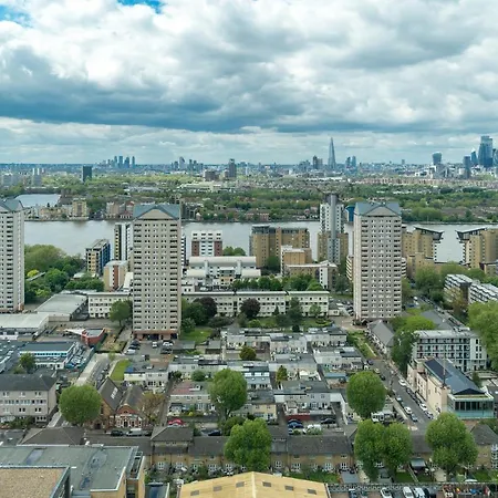 Luxurious Spacious 2bed Skyline River Views By Canary Wharf