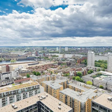 Luxurious Spacious 2bed Skyline River Views By Canary Wharf * Londen