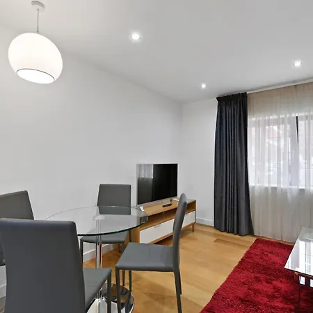 Cambric By Aeria Apartment *