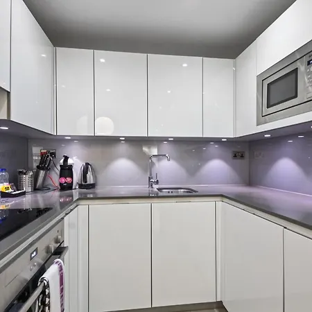 Cambric By Aeria Apartment *