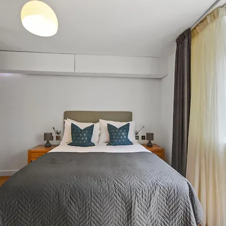 Cambric By Aeria Apartment