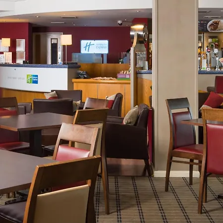 Holiday Express London Chingford By Ihg Hotel 3*