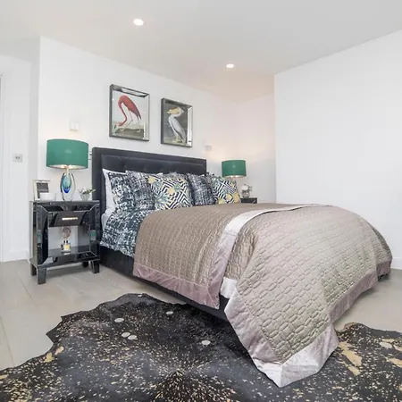 Premier Penthouse Apartment