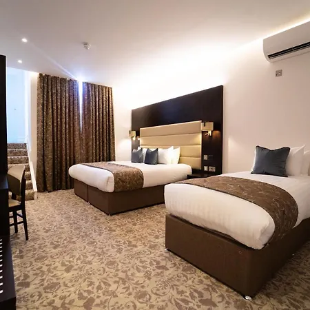 Hotel Rove 4*