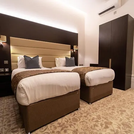 Rove Hotel 4*