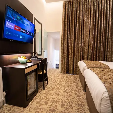 Rove Hotel 4*