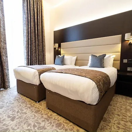 Rove Hotel 4*