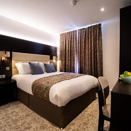Rove 4* London