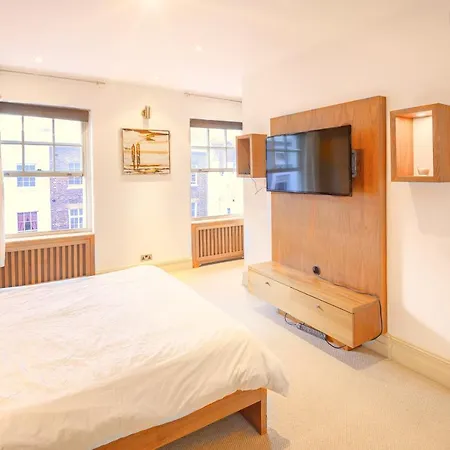 Luxury Massive Townhouse By Harrods *