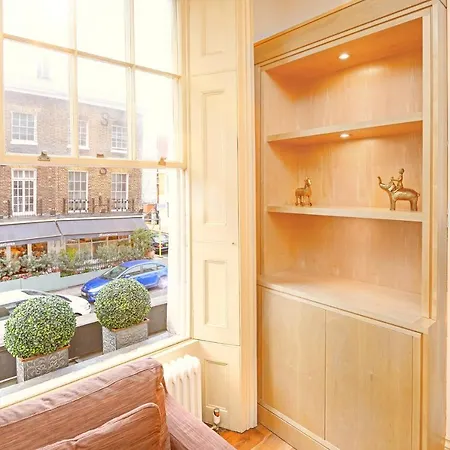 Luxury Massive Townhouse By Harrods