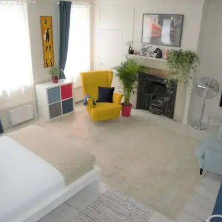 Fabulous Duplex Flat In Covent Garden - 2 Bedroom *