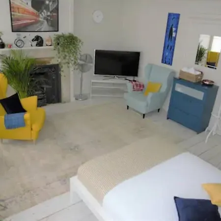 Fabulous Duplex Flat In Covent Garden - 2 Bedroom