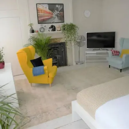 Fabulous Duplex Flat In Covent Garden - 2 Bedroom Apartment