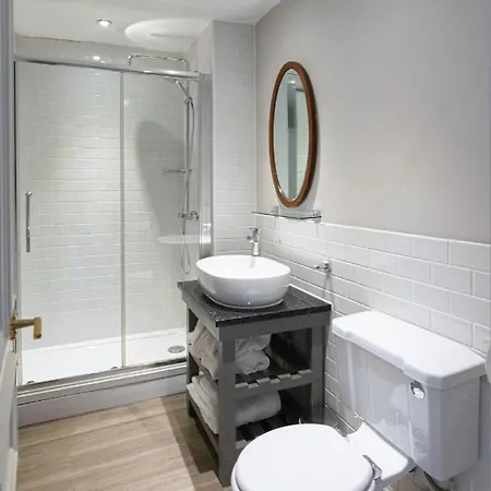 Tulse Hill Hotel