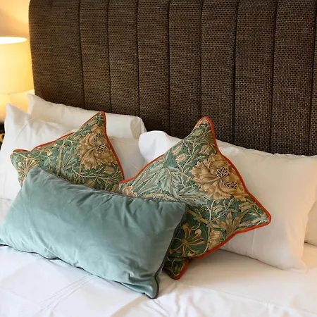 Tulse Hill Hotel 3*