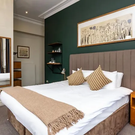 Hotel Gardens 3*