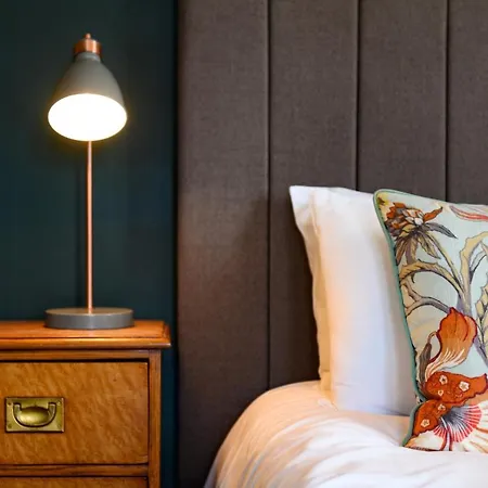 Gardens Hotel Kew
