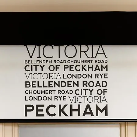 Victoria Hotel London