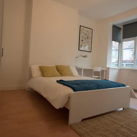 Tooting Bec By Dc Homestay *