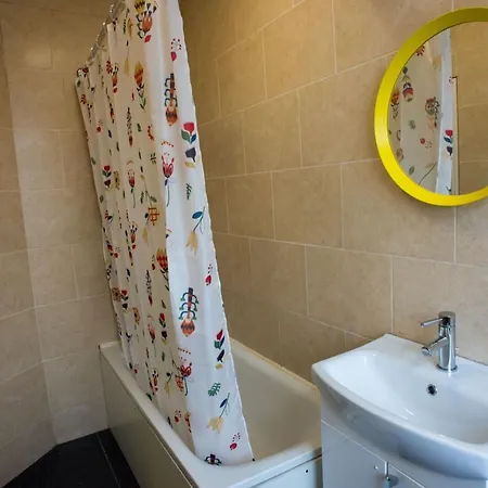 Homestay Tooting Bec By Dc *