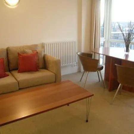 Ascot Deluxe Apartments - Canary Wharf Appartement