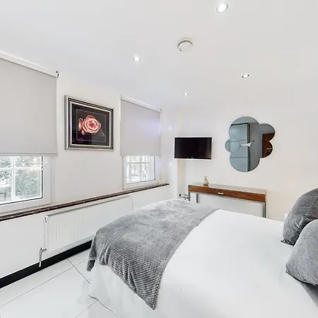 Bryanston Appartement *
