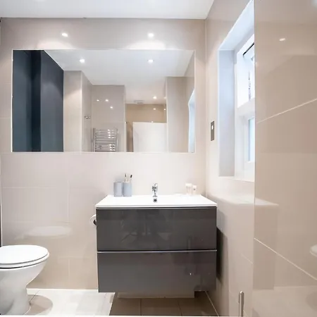Perfect For Business & Corporate Stays - Three Bed With View Shoreditch