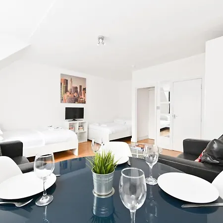 Soho Apartment, Theatres & Old Compton Street