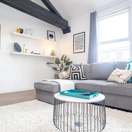 Perfect For Business & Corporate Stays - Three Bed With View Shoreditch Apartment *