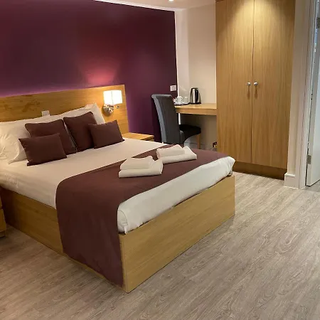 Holtwhites Hotel 3*