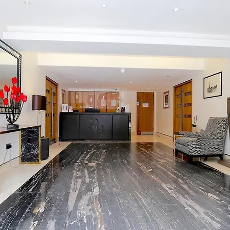 Apartment Roland House *