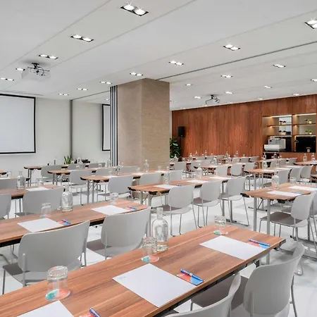 Aparthotel Melia White House