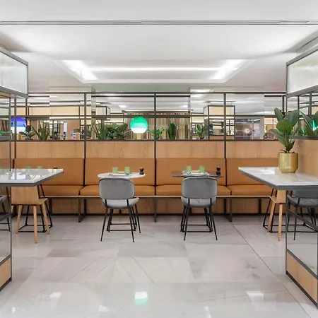 Aparthotel Melia White House 4*