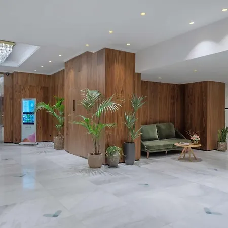 Melia White House 4*