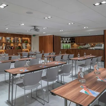 Aparthotel Melia White House