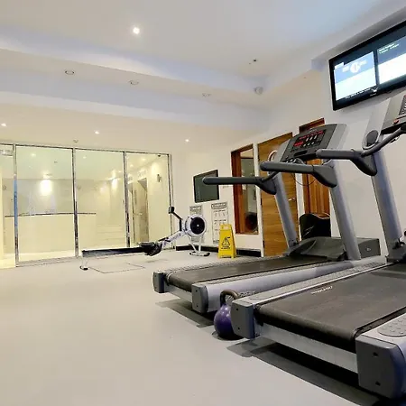 Apartment Roland House London