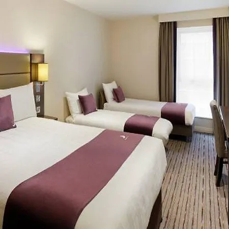 Premier Wimbledon South 3* London