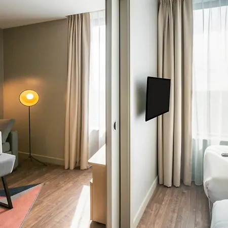 Apartmanhotel Adagio Stratford 4*