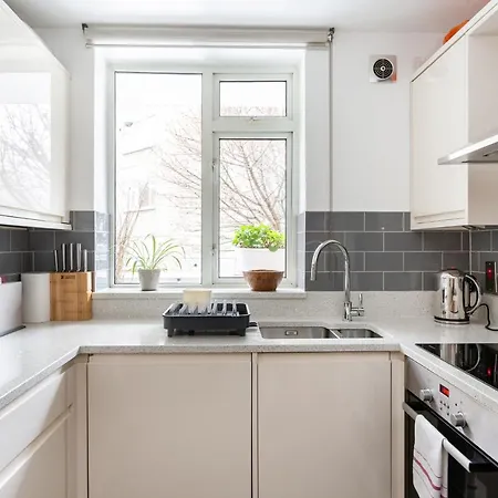 Perfect Gem By Southwark Stn W/balcony - Apartment London