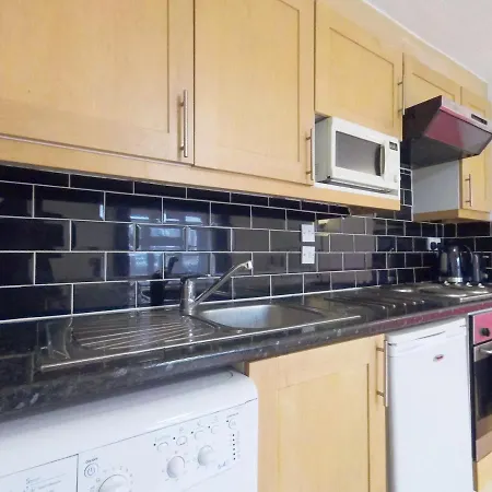 Luna 218 Flat 3 At Marble Arch * London