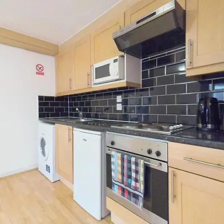 Luna 218 Flat 3 At Marble Arch