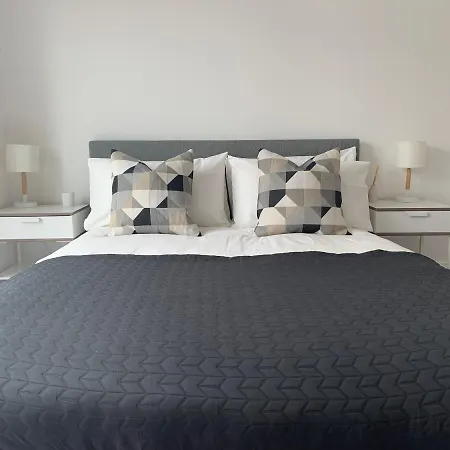 Blackwall Apartment London