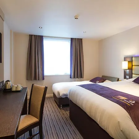 Premier Kew Bridge Hotel 3*