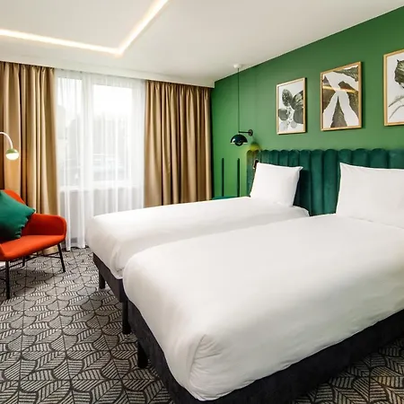 Ibis Styles London Seven Kings Hotel 3*