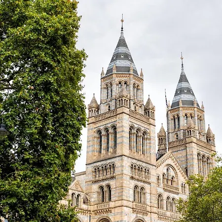 Templeton Place By Supercity Aparthotel