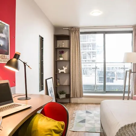 Student Only - Dashwood In *