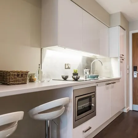 For Students Only Premium And 2 Bed At Chapter Old Street In Apartment *