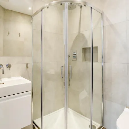 Apartmán Cromwell Serviced By Stayprime